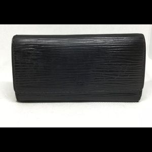 Authentic Louis Vuitton 4 key holder